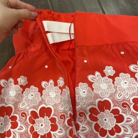 Tibi Floral Embroidery Overlay Strapless Silk Mini Dress size 0 - Picture 9 of 10